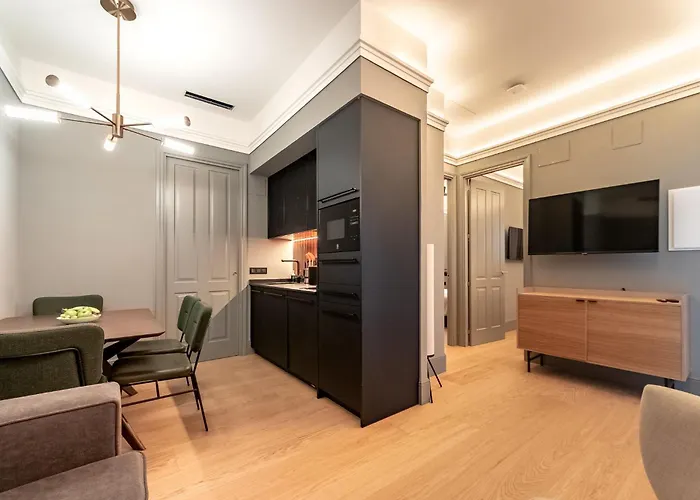 Old Town Apartments By Staynnapartments